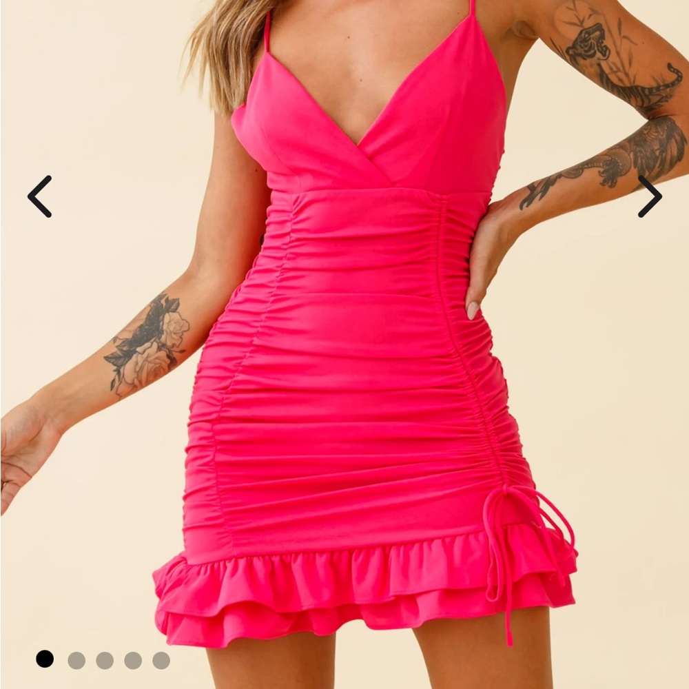 Selfie Leslie Pink Ruched Ruffled Mini Dress